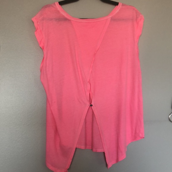 AMERICAN EAGLE | Open-back Neon Tee - Picture 2 of 3